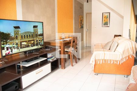 Sala de casa de condomínio à venda com 2 quartos, 76m² em Vila Ede, São Paulo