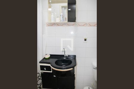 Casa de condomínio à venda com 76m², 2 quartos e 1 vagaBanheiro do Quarto 2