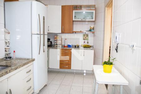 Casa de condomínio à venda com 76m², 2 quartos e 1 vagaCozinha