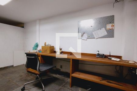 Casa à venda com 380m², 3 quartos e 3 vagasEscritório 1