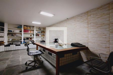 Casa à venda com 380m², 3 quartos e 3 vagasEscritório 2 