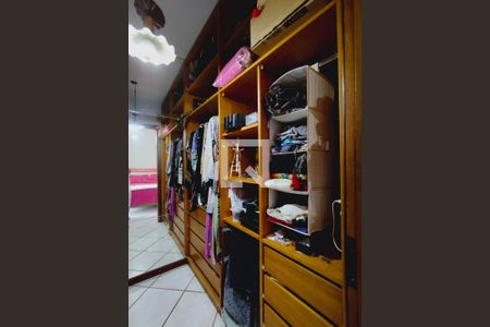 Casa à venda com 380m², 3 quartos e 3 vagasCloset do quarto 3