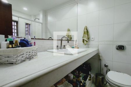Casa à venda com 380m², 3 quartos e 3 vagasBanheiro Social