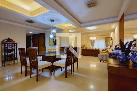 Casa à venda com 380m², 3 quartos e 3 vagasSala 2