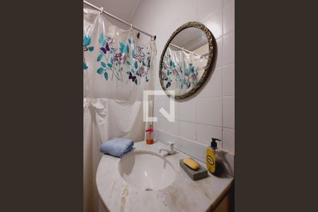 Casa à venda com 380m², 3 quartos e 3 vagasBanheiro de serviço