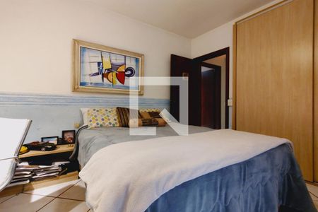 Casa à venda com 380m², 3 quartos e 3 vagasQuarto 2 - Armários