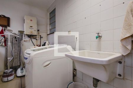 Casa à venda com 380m², 3 quartos e 3 vagasLavanderia