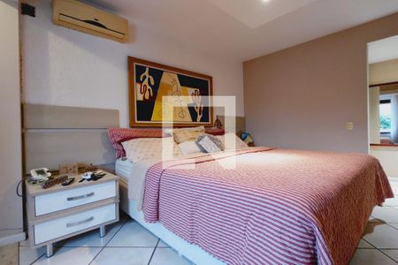 Casa à venda com 380m², 3 quartos e 3 vagasQuarto 1 - Suíte 