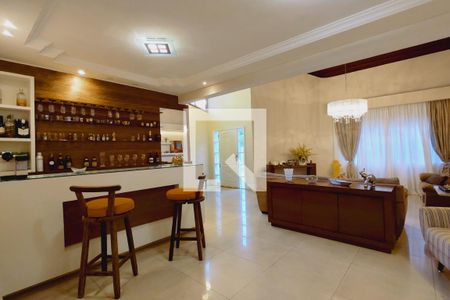 Casa à venda com 380m², 3 quartos e 3 vagasSala 1