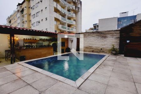 Casa à venda com 380m², 3 quartos e 3 vagasPiscina