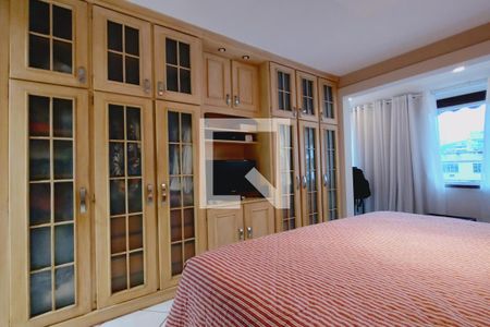 Casa à venda com 380m², 3 quartos e 3 vagasQuarto 1 - Suíte 