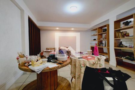 Casa à venda com 380m², 3 quartos e 3 vagasSala 4