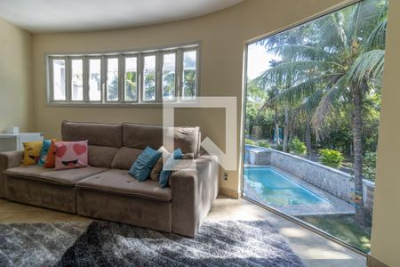 Casa de condomínio à venda com 1000m², 8 quartos e 4 vagas Casa de condomínio à venda com 1000m², 8 quartos e 4 vagasSala de acesso às Suítes