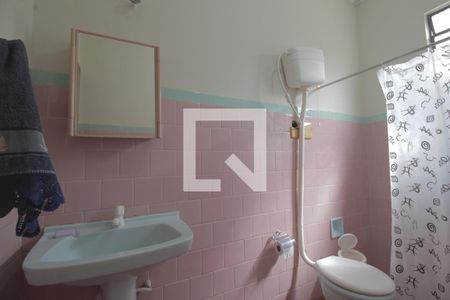 Casa para alugar com 100m², 3 quartos e 2 vagasBanheiro