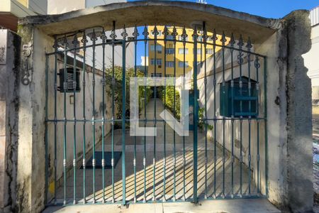 Apartamento à venda com 100m², 3 quartos e 1 vaga Apartamento à venda com 100m², 3 quartos e 1 vagaFachada