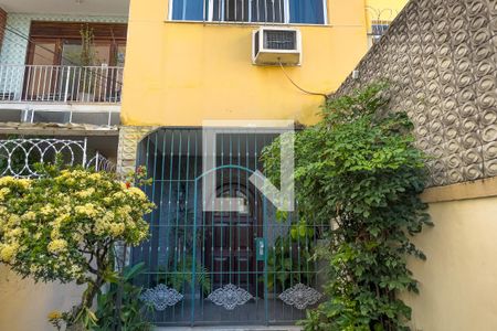 Apartamento à venda com 100m², 3 quartos e 1 vaga Apartamento à venda com 100m², 3 quartos e 1 vagaPortaria