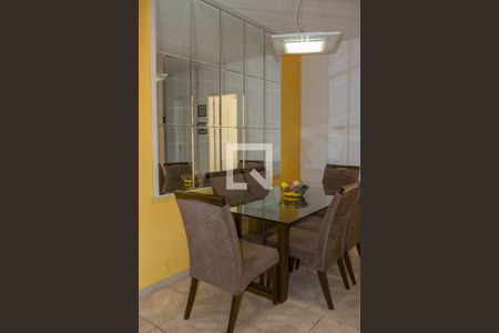 Apartamento à venda com 100m², 3 quartos e 1 vaga Apartamento à venda com 100m², 3 quartos e 1 vagaSala