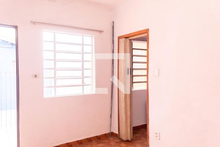 Sala/Cozinha de casa para alugar com 1 quarto, 30m² em Centro, Jacareí