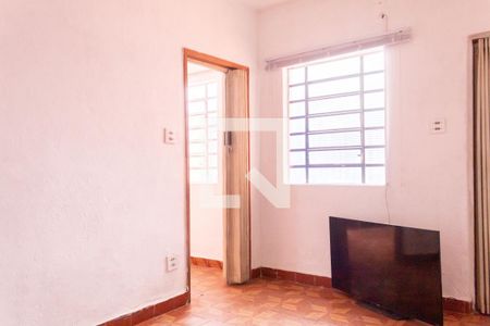 Quarto de casa para alugar com 1 quarto, 30m² em Centro, Jacareí