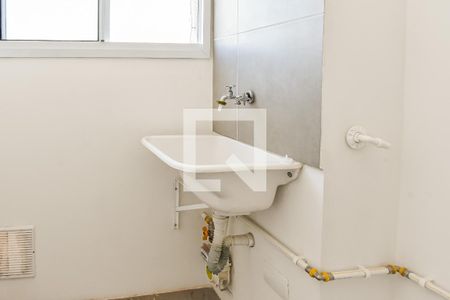 Apartamento à venda com 40m², 2 quartos e 1 vaga Apartamento à venda com 40m², 2 quartos e 1 vagaCozinha e Área de Serviço