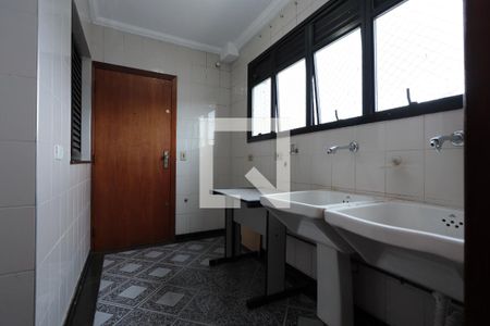 Apartamento à venda com 220m², 3 quartos e 2 vagasÁrea de Serviço