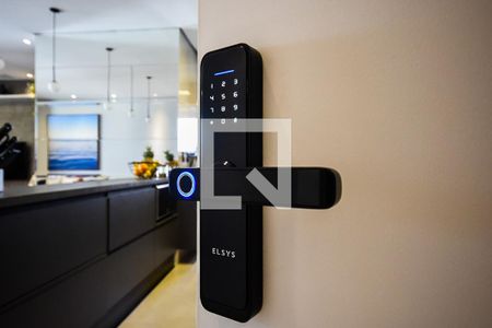 Apartamento à venda com 73m², 2 quartos e 2 vagasFechadura eletrônica