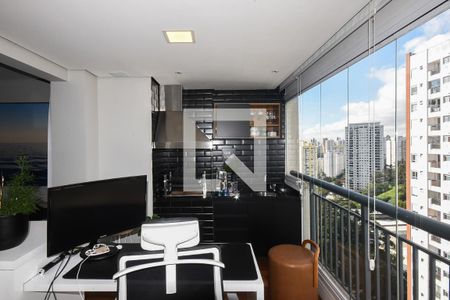 Apartamento à venda com 73m², 2 quartos e 2 vagasVaranda
