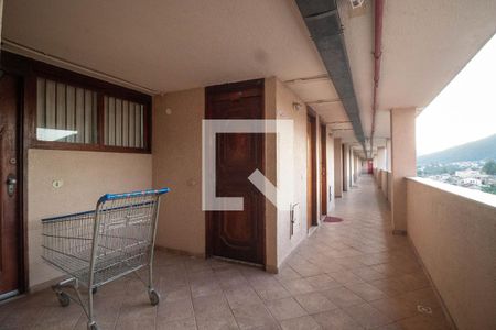 Apartamento à venda com 68m², 2 quartos e 1 vaga Apartamento à venda com 68m², 2 quartos e 1 vagaCorredor