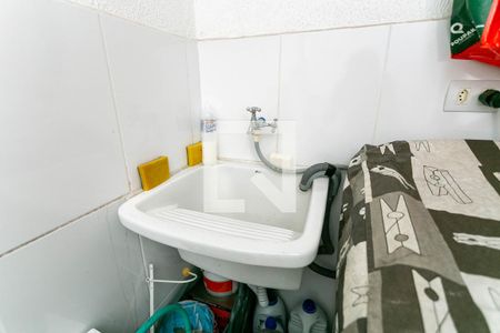 Casa à venda com 75m², 3 quartos e 2 vagasLavanderia