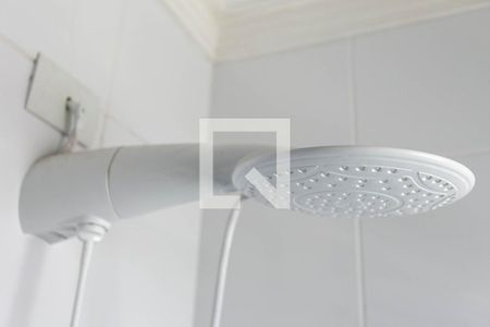 Casa à venda com 75m², 3 quartos e 2 vagasChuveiro