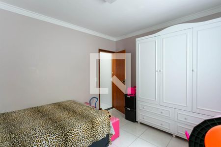 Quarto Suíte 1 de casa para alugar com 3 quartos, 75m² em Vila Araguaia, São Paulo