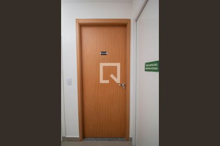 Apartamento para alugar com 43m², 2 quartos e 1 vaga Apartamento para alugar com 43m², 2 quartos e 1 vagaHall de Entrada