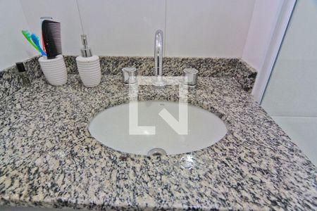 Apartamento à venda com 72m², 2 quartos e 1 vagaBanheiro da Suíte