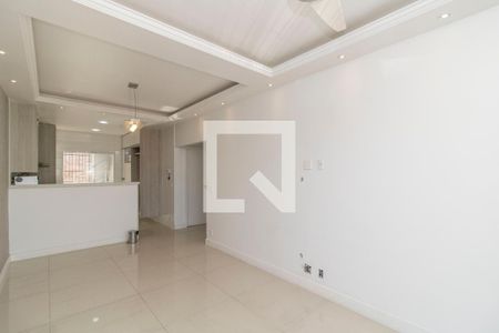 Sala de casa para alugar com 2 quartos, 195m² em Ramos, Rio de Janeiro