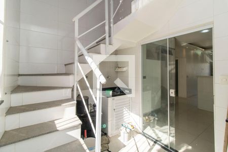 Casa para alugar com 195m², 2 quartos e sem vagaÁrea de Serviço