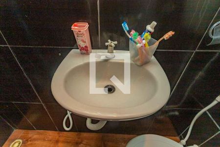 Casa à venda com 50565m², 4 quartos e sem vaga Casa à venda com 50565m², 4 quartos e sem vagaBanheiro