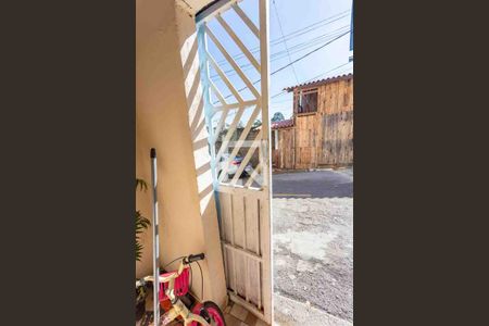 Casa à venda com 50565m², 4 quartos e sem vaga Casa à venda com 50565m², 4 quartos e sem vagaEntrada