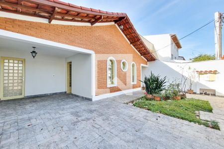 Casa para alugar com 110m², 3 quartos e 2 vagasGaragem