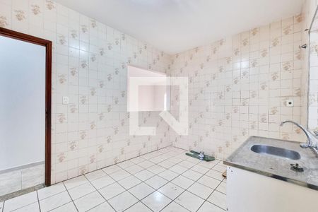 Casa para alugar com 110m², 3 quartos e 2 vagasCozinha