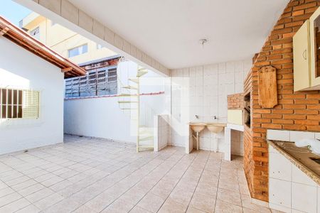Casa para alugar com 110m², 3 quartos e 2 vagasChurrasqueira / Área de Serviço