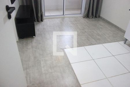 Sala de kitnet/studio para alugar com 1 quarto, 27m² em Vila das Bandeiras, Guarulhos