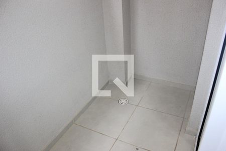 Varanda de kitnet/studio à venda com 1 quarto, 27m² em Vila das Bandeiras, Guarulhos