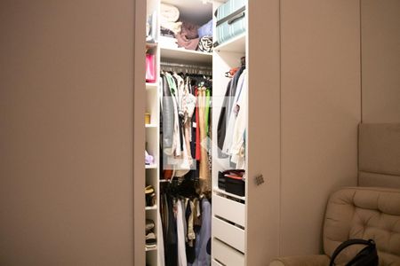 Apartamento para alugar com 67m², 2 quartos e 1 vaga Apartamento para alugar com 67m², 2 quartos e 1 vagaSuíte