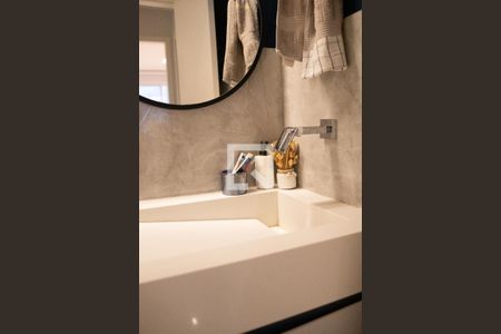 Apartamento para alugar com 67m², 2 quartos e 1 vaga Apartamento para alugar com 67m², 2 quartos e 1 vagaBanheiro social