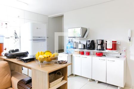 Sala e Cozinha de apartamento à venda com 2 quartos, 100m² em Vila Lucinda, Santo André