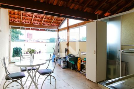 Apartamento à venda com 100m², 2 quartos e 1 vagaCobertura