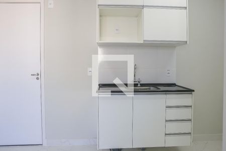 Apartamento para alugar com 34m², 2 quartos e sem vaga Apartamento para alugar com 34m², 2 quartos e sem vagaCozinha e Área de Serviço