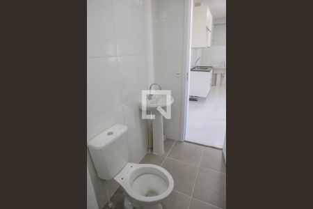 Apartamento para alugar com 34m², 2 quartos e sem vaga Apartamento para alugar com 34m², 2 quartos e sem vagaBanheiro