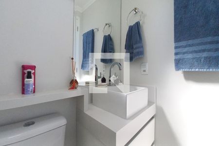 Apartamento à venda com 72m², 2 quartos e 2 vagasBanheiro da Suíte