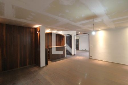 Sala 2 de casa para alugar com 4 quartos, 380m² em Jardim Santa Helena, São Paulo